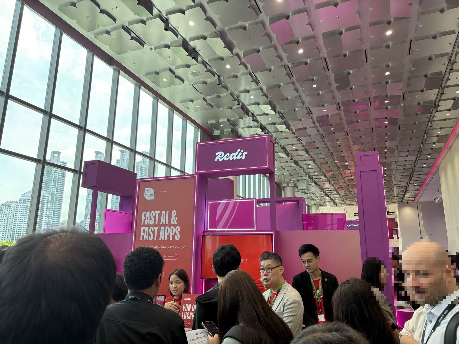 AWS Summit Bangkok 2026 の Redis ブース